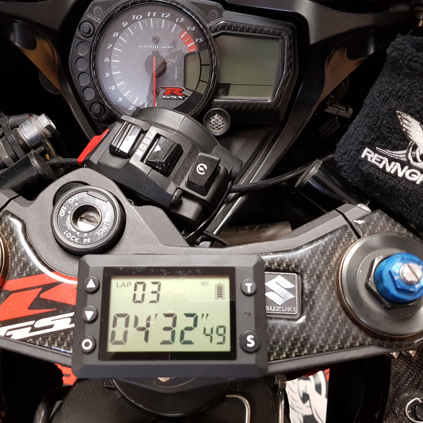 laptimer-motorrad-renngrib-easy-rennstrecke-racing-gps-ohne
